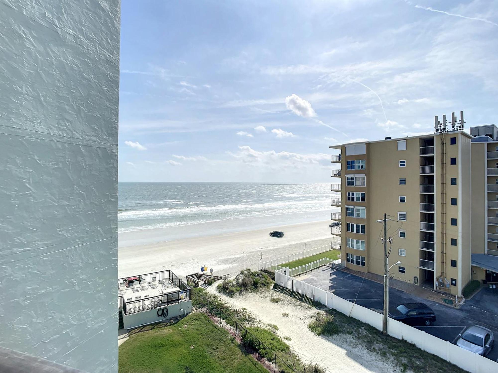 Ocean View With A Beachfront Pool At Ocean Trillium Condo ~ 602 New Smyrna Beach Exterior photo